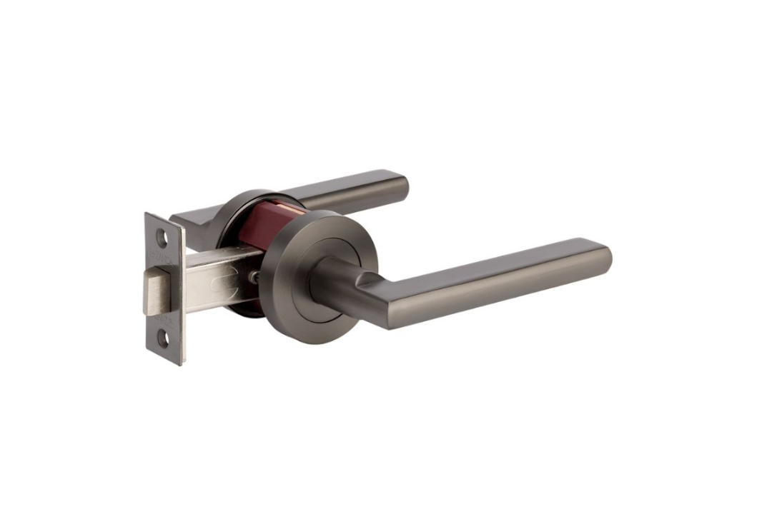 Product picture of the Zanda Epic Door Handle on Round Rose Graphite Nickel passage set on a white background.