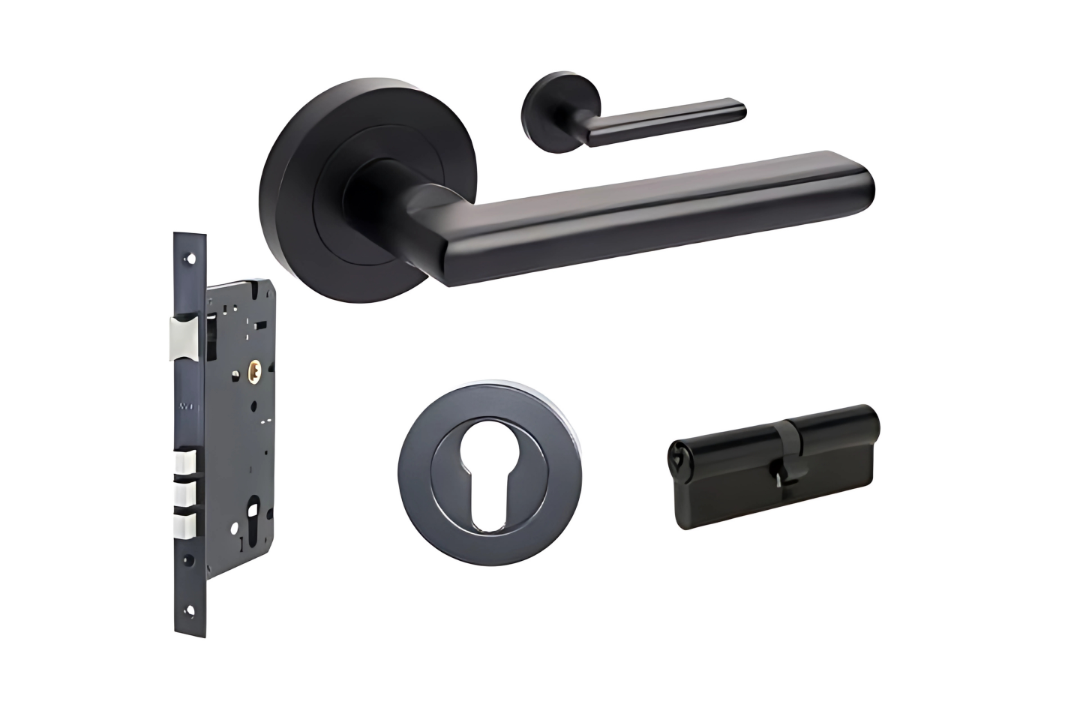 Product picture of the Zanda Epic Door Handle on Round Rose Matt Black entry set with key/key on a white background.