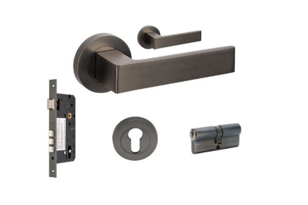 Product picture of the Zanda Boston Door Handle on Round Rose Graphite Nickel Entry Set Key/Key on a white background.