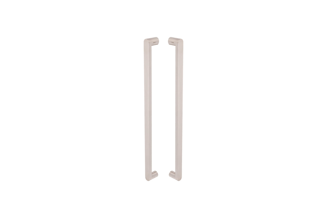 Product picture of the Duke Stainless Steel Pull Handle 600mm on a Stainless Steel background.