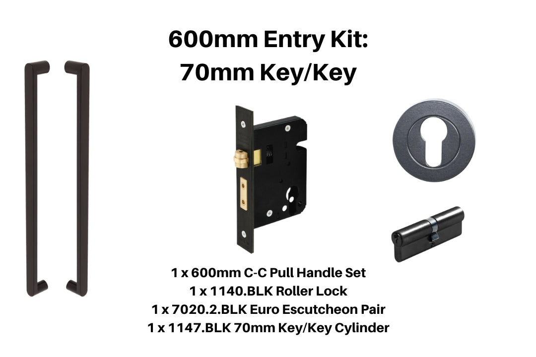 Product picture of the Duke Matt Black Pull Handle 600mm Entry Kit 3 on a white background.