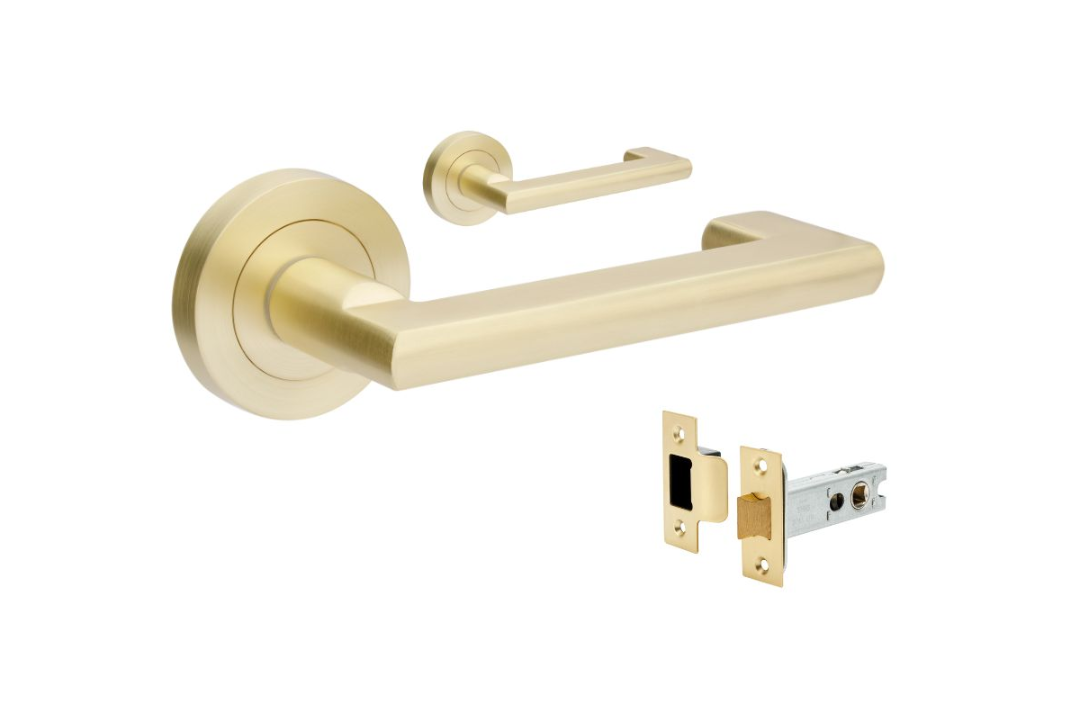 Product picture of the Zanda Epic Return Door Handle on Round Rose Satin Brass passage set on a white background.