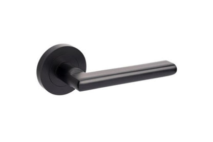 Product image of the Epic Matt Black Door Handle on a white background.