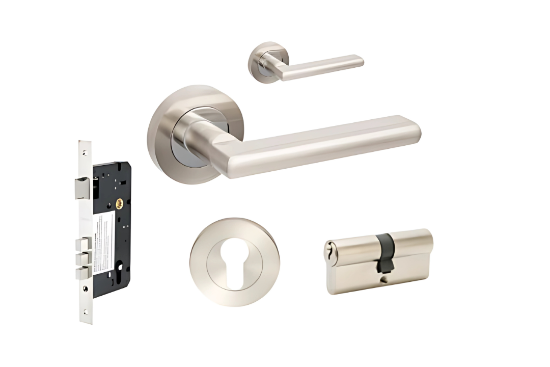 Product picture of the Zanda Epic Door Handle on Round Rose Brushed Nickel/Chrome Plate 60mm key/key entry set on a white background.