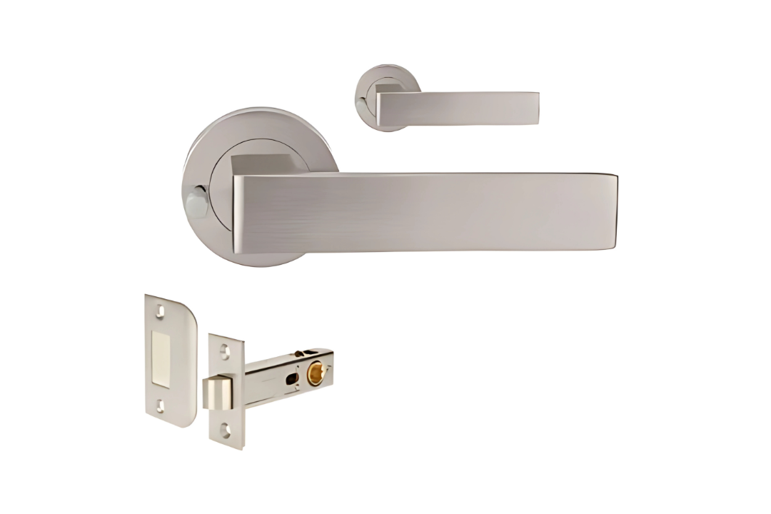 Product image of the Zanda Boston Door Handle on Round Rose Brushed Nickel Privacy Set Integrated on a white background.