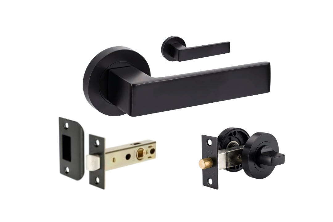 Product picture of the Zanda Boston Door Handle on Round Rose Matt Black Privacy Set Separate Kit on a white background.