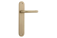 Iver Oslo Lever Handle on Oval Plate Passage in Brushed Brass – Architectural brass door handle for luxury projects.