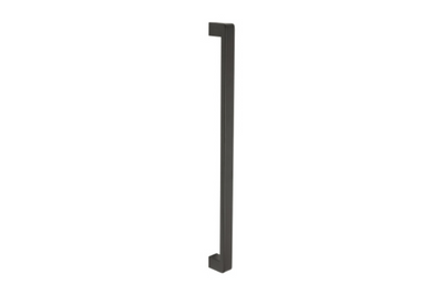 Product picture of the Zanda Streamline Pull Handle 600mm Matt Black face fix single on a white background.