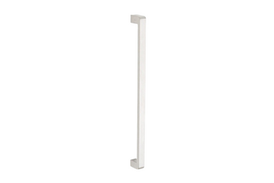 Product picture of the Zanda Streamline Pull Handle 600mm 316 Stainless Steel face fix single on a white background.