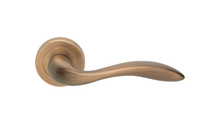 Manital Giava Door Handle Lever Set on Round Rose
